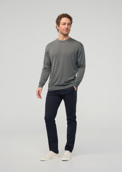 Live Lite Slim Straight Chino