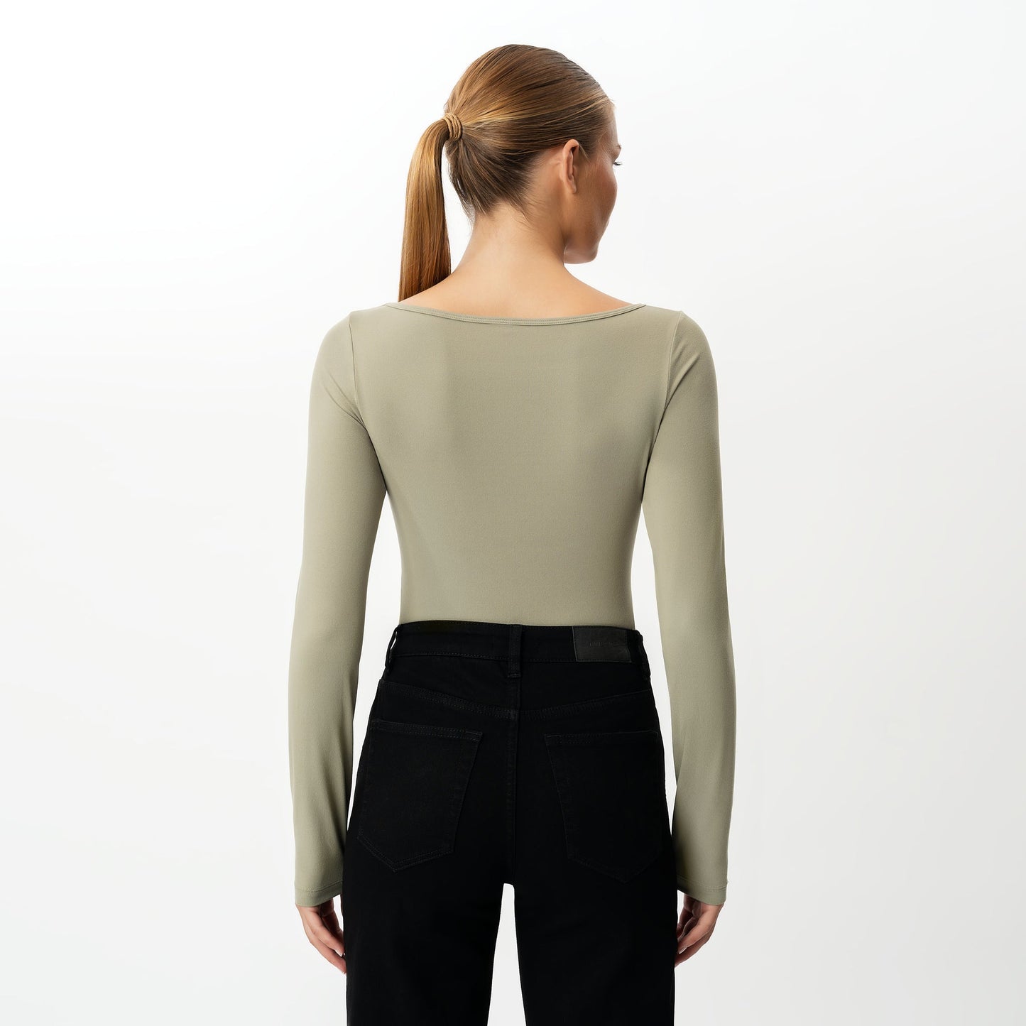 Soft Boatneck Long-sleeve