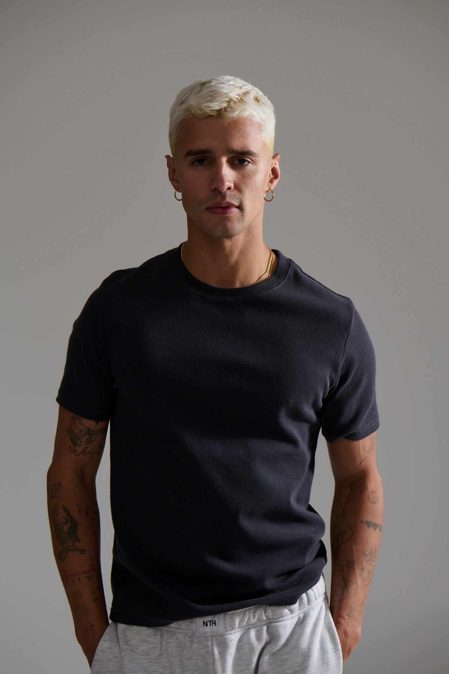 Fitted Ribbed Tee Charcoal