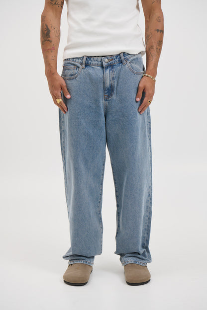 Cruz Baggy Denim Mid Blue