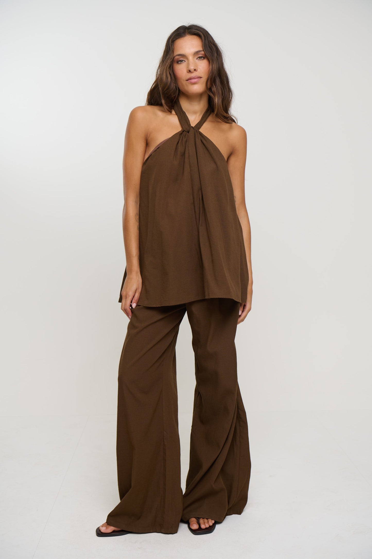 Brinly Set Dark Chocolate