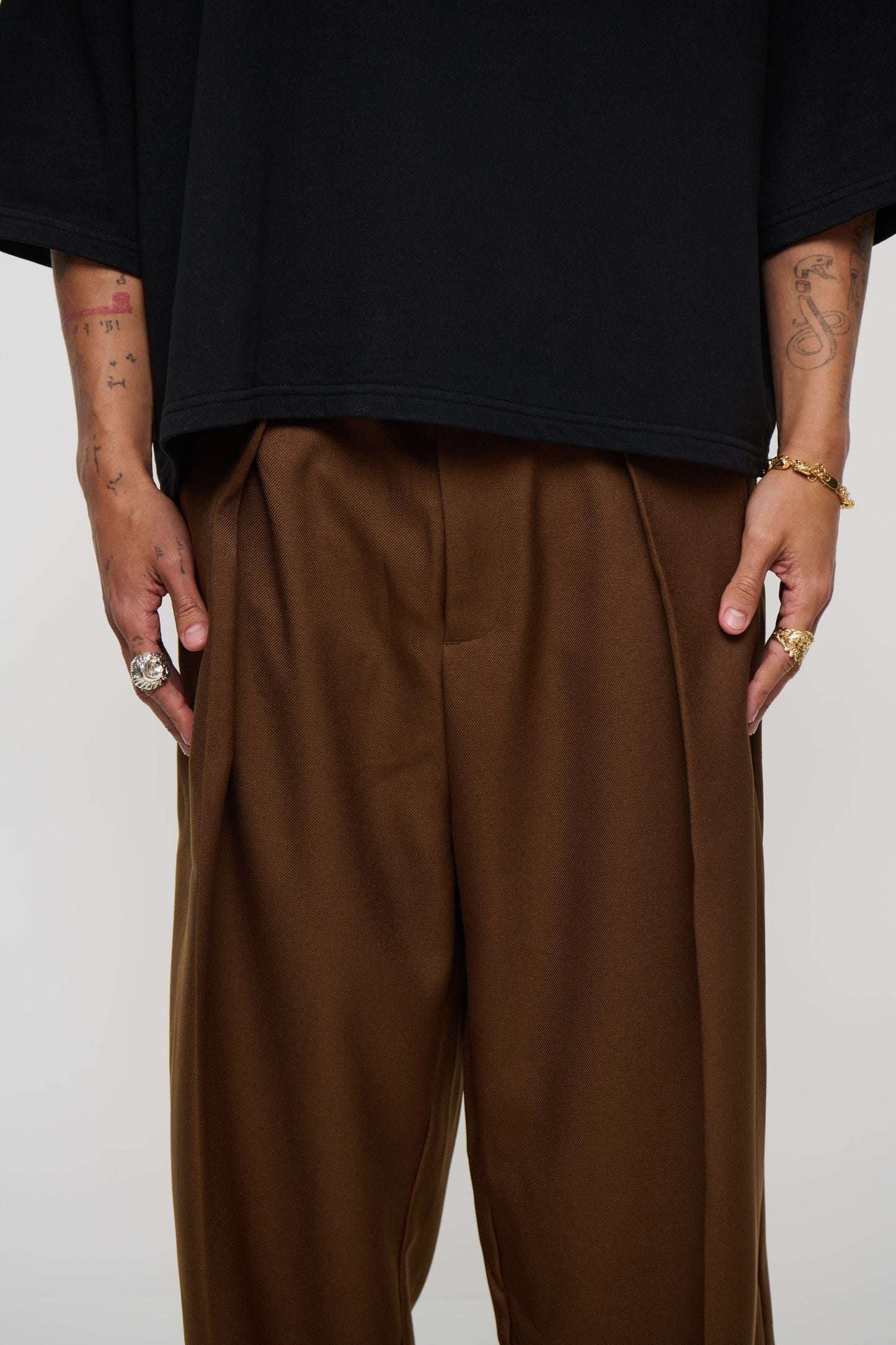 Josh Baggy Pant Choc