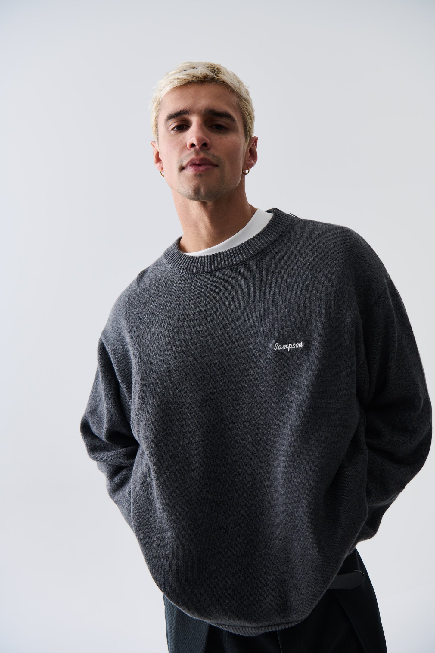 Embroid Crew Neck Knit Dark Grey