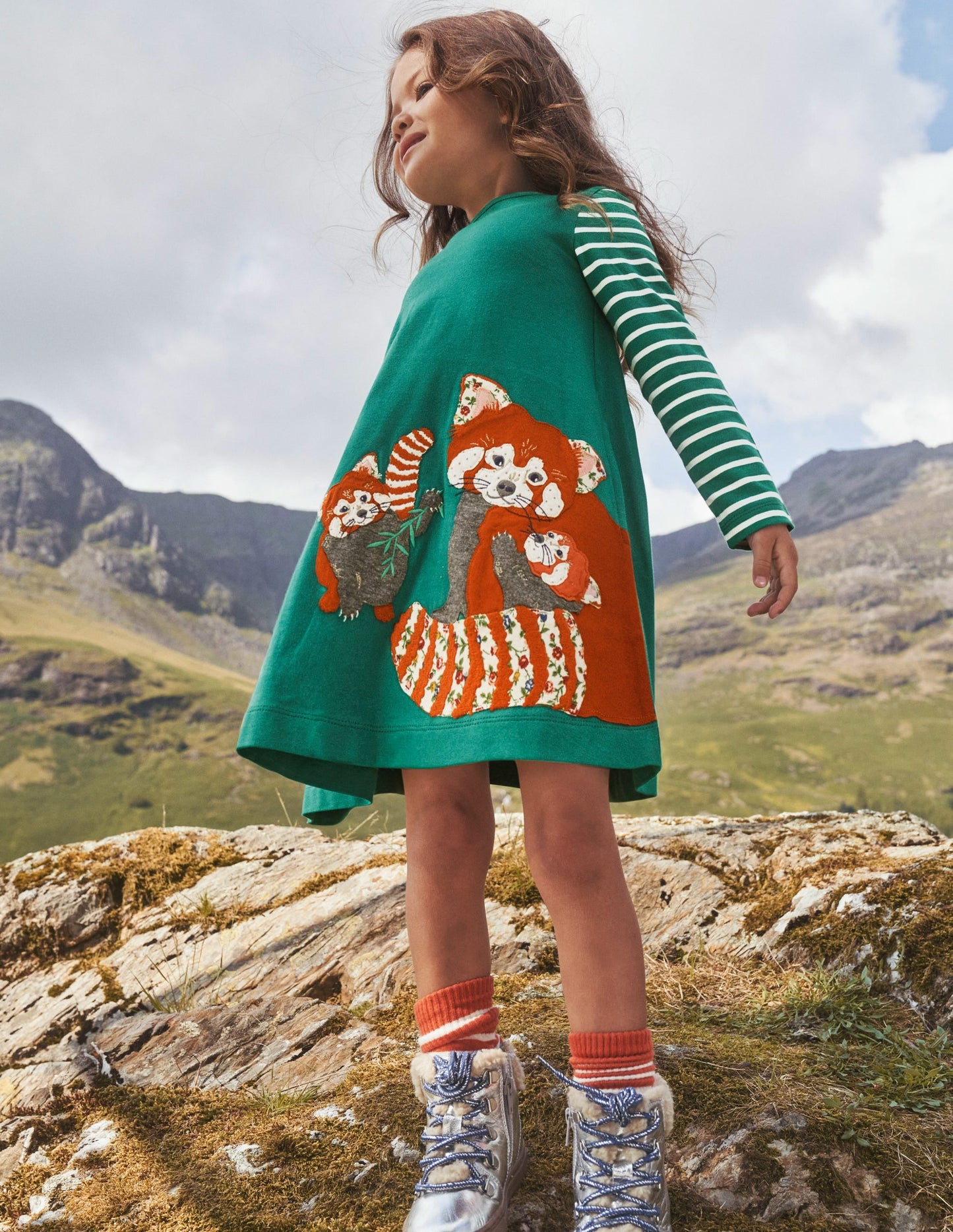 Big Appliqué Dress-Deep Green Red Pandas