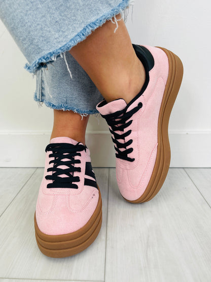 The New Chapter Sneakers In Pink Black