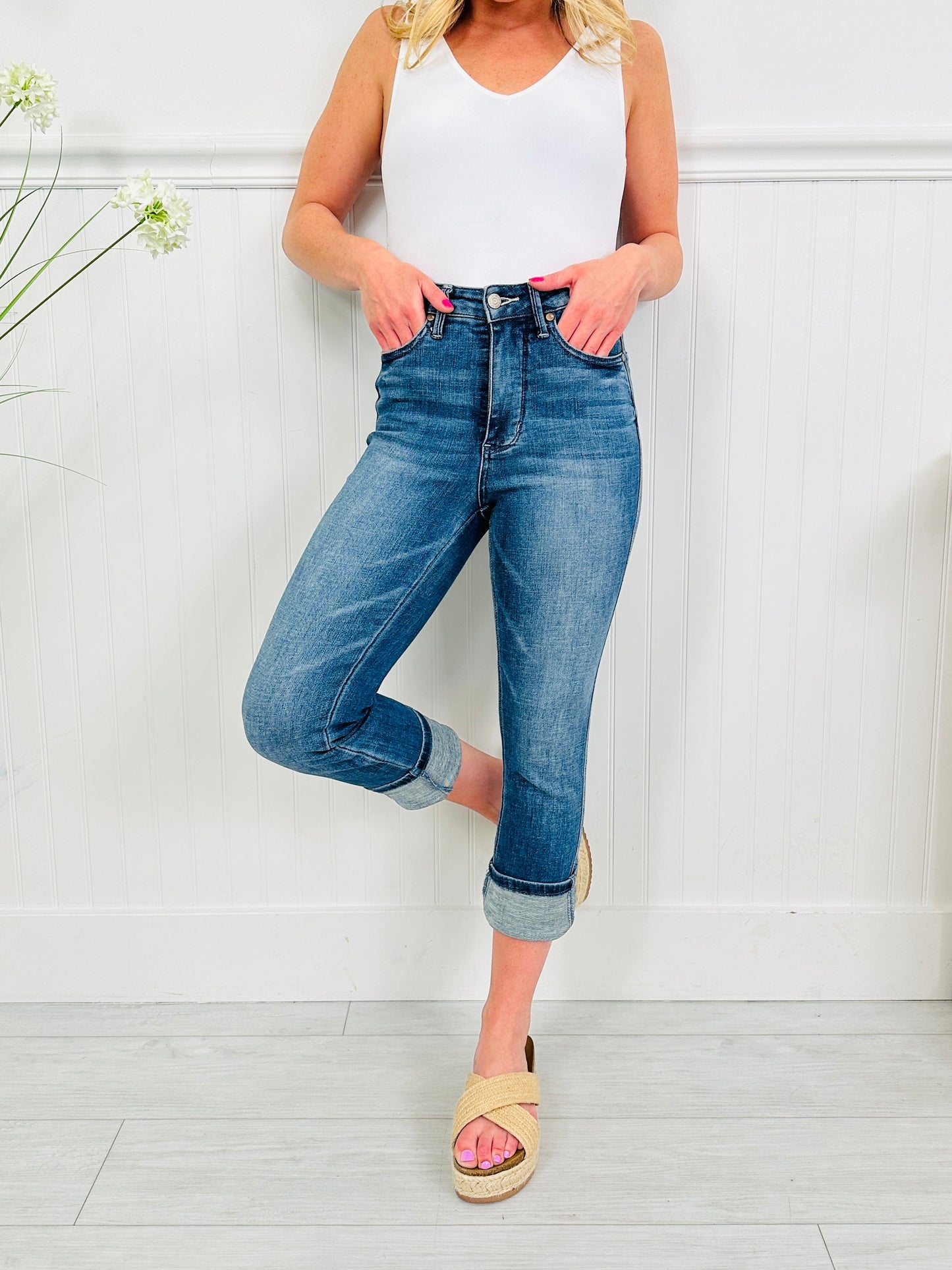 Judy Blue Glow Up Tummy Control and Butt Lifting Capris