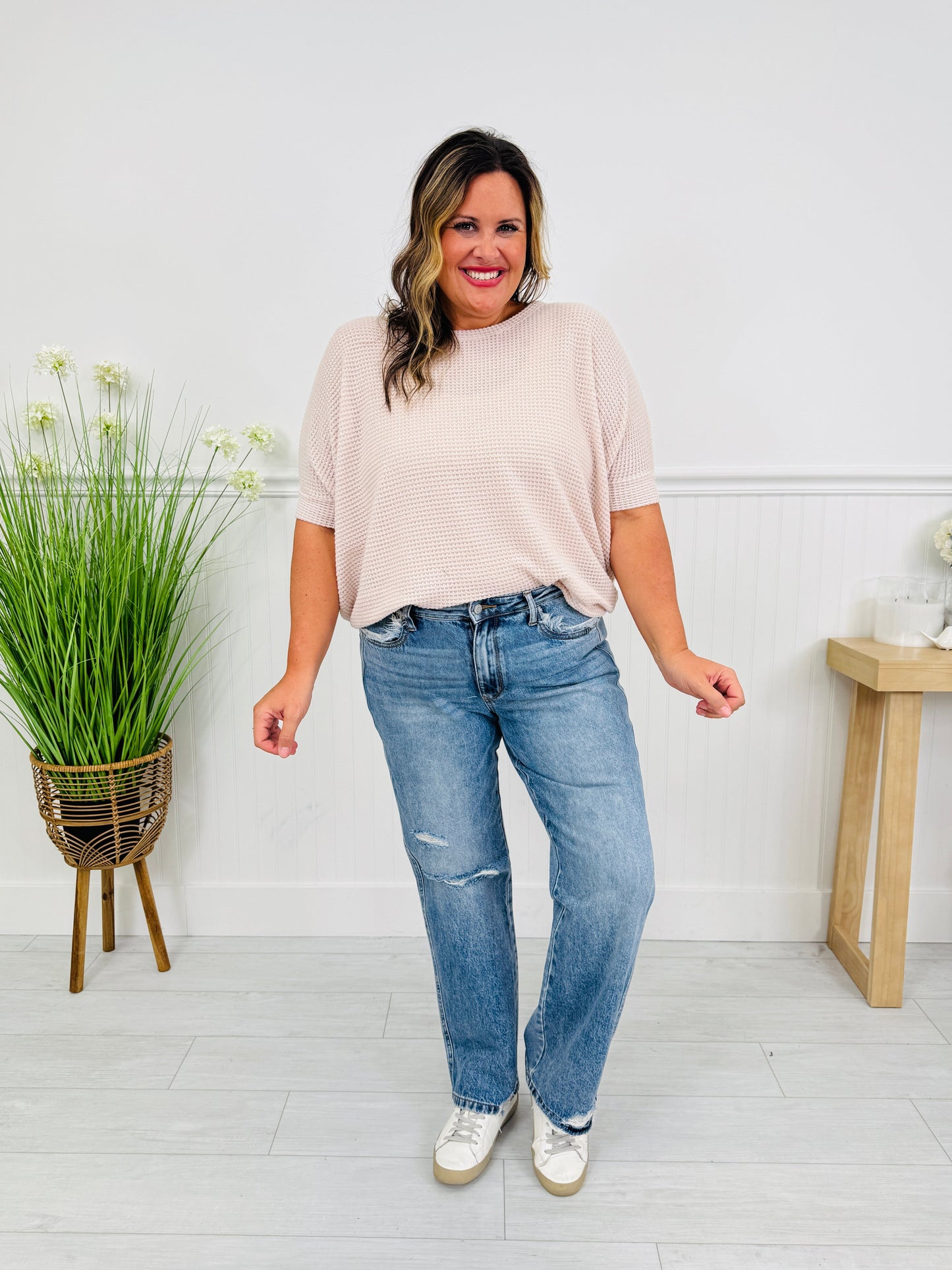 Judy Blue Totally Buggin '90s Straight Leg Jeans