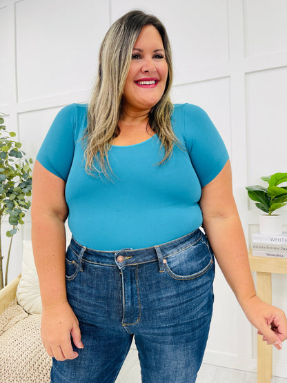 Seamless Reversible V Neck Shapewear Top In Multiple Colors