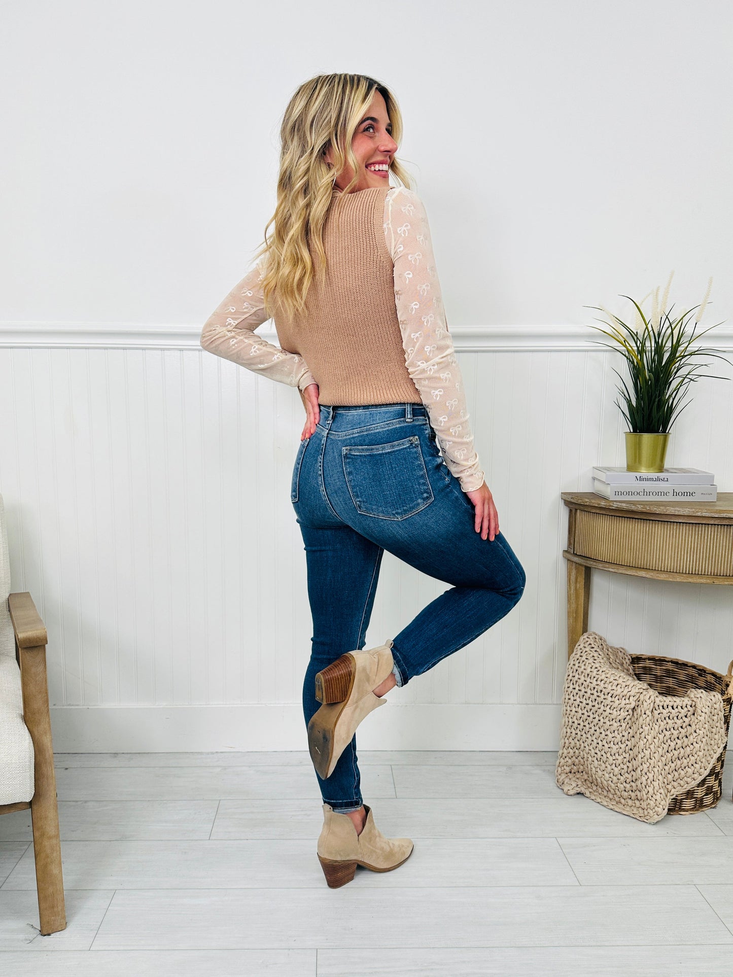 Judy Blue We Stay Fly Button Fly Skinny Jeans