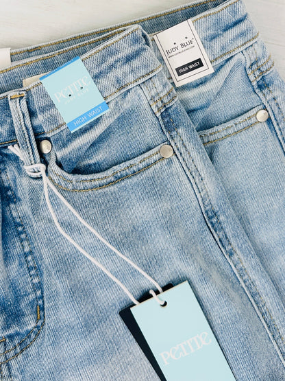 Judy Blue Made For Summer Retro Wide Leg Jeans in Regular and Petite