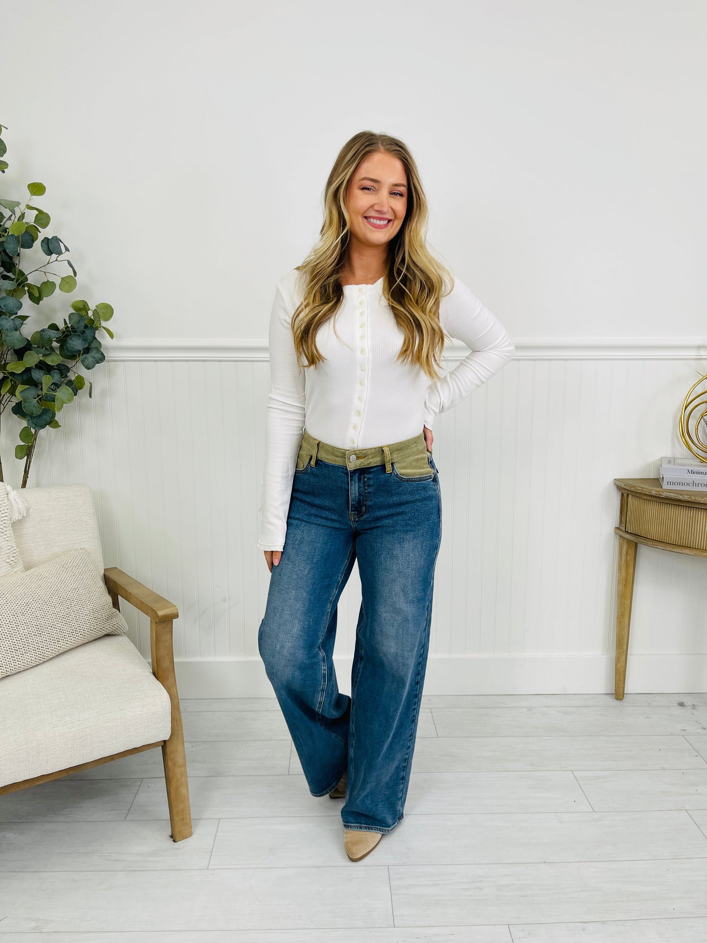 Judy Blue Corduroy Crush Straight Leg Column Jeans