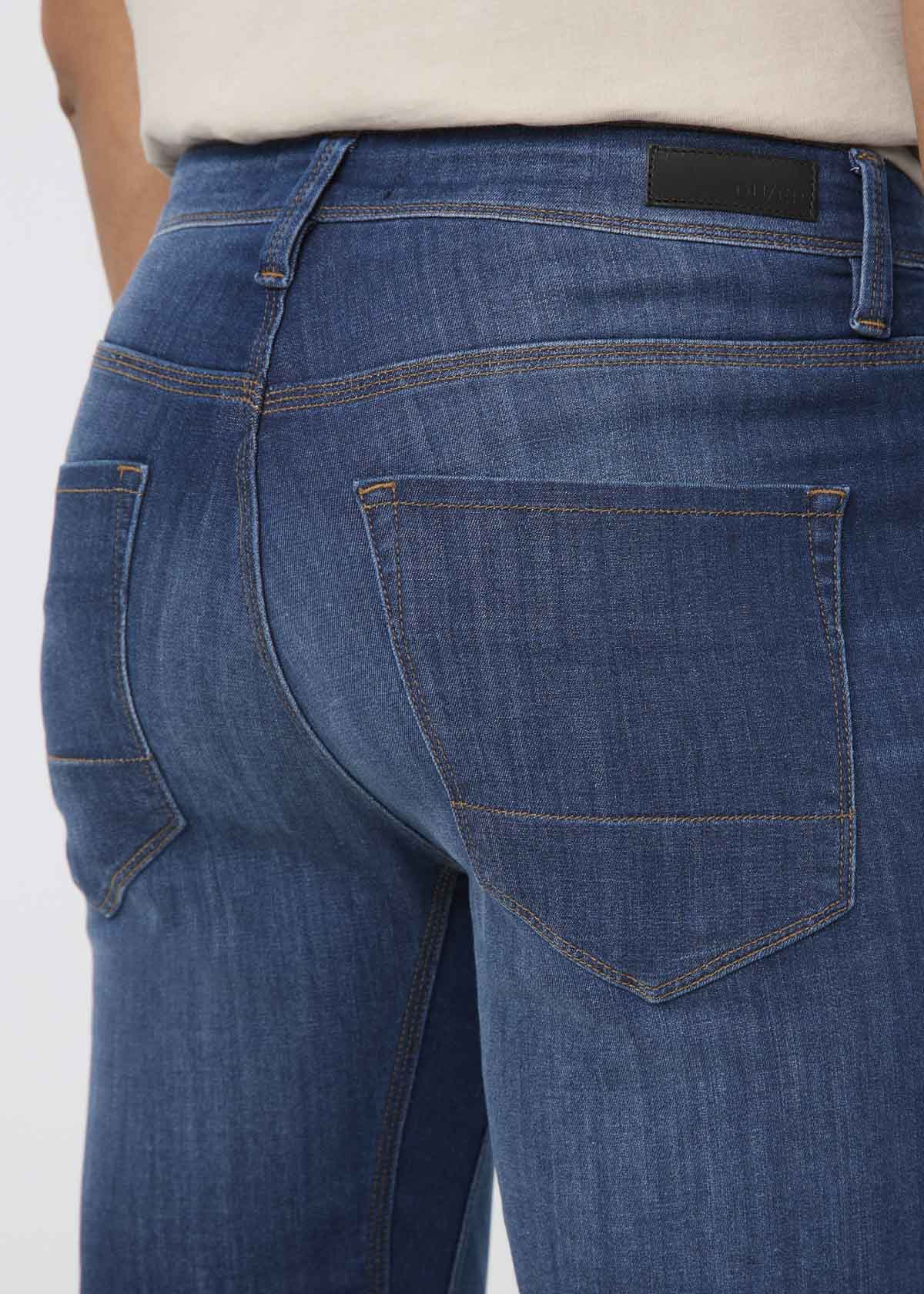 Performance Denim Lite Slim Straight - Worn In Indigo