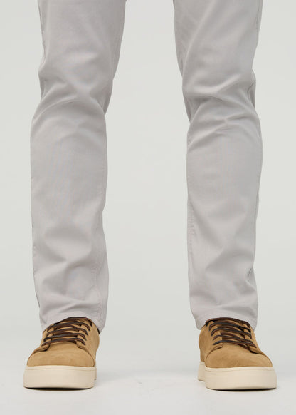 Live Lite Relaxed Taper Chino - Mist