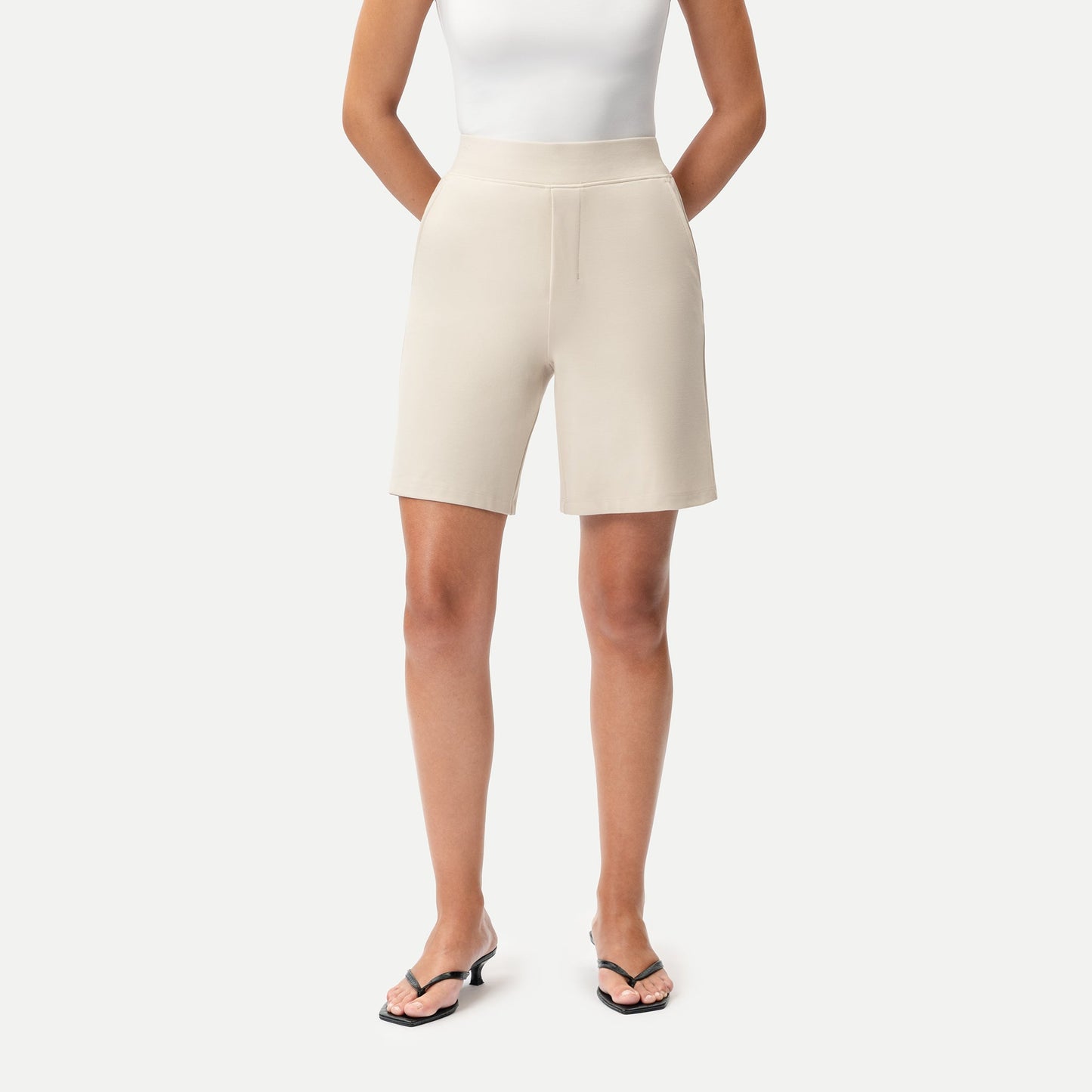 Light Ponte Shorts