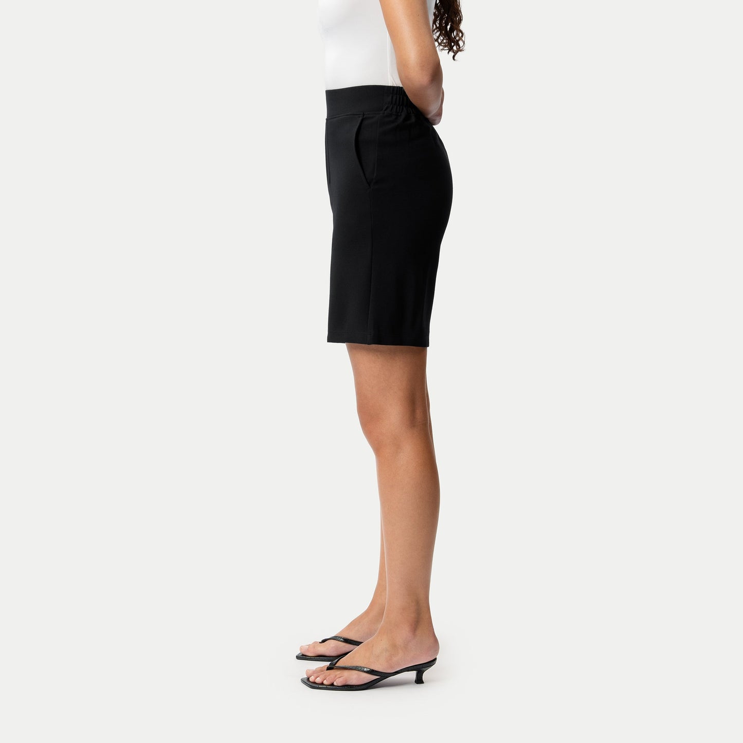 Light Ponte Shorts