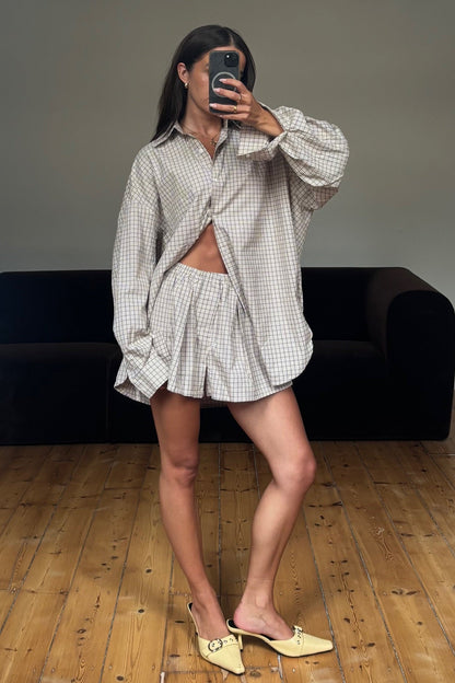 Emina Check Short Beige