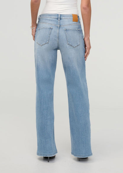 Performance Denim+ Mid Rise Loose Straight - Current
