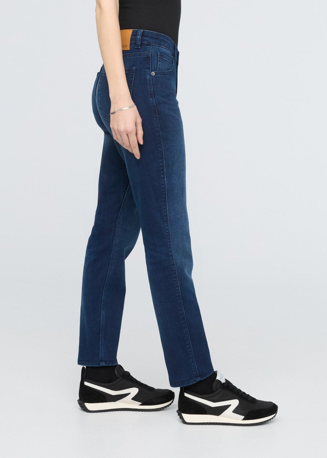 Performance Denim Girlfriend - Deep Sea Blue