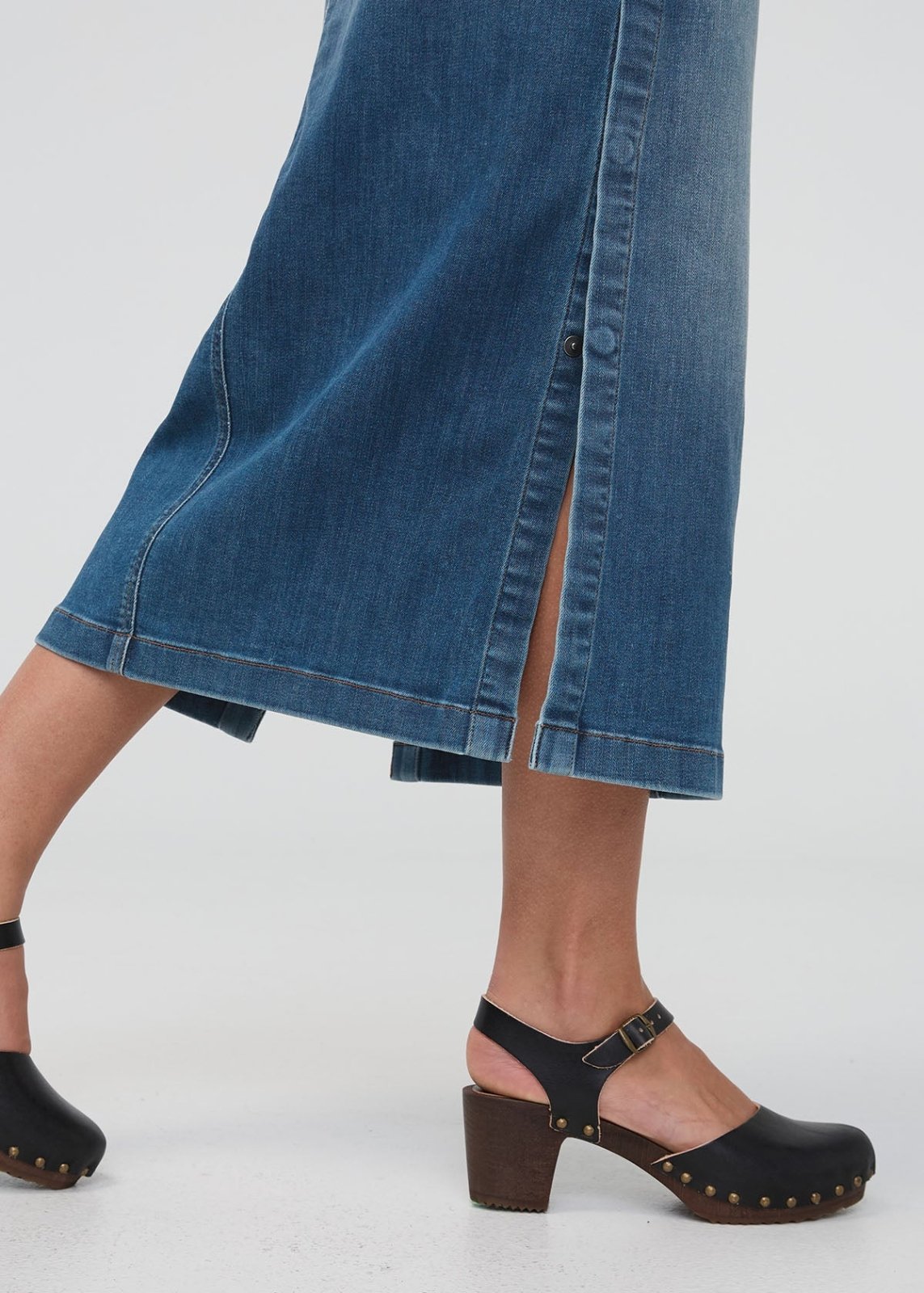 Performance Denim Slit Skirt - Blue Ash