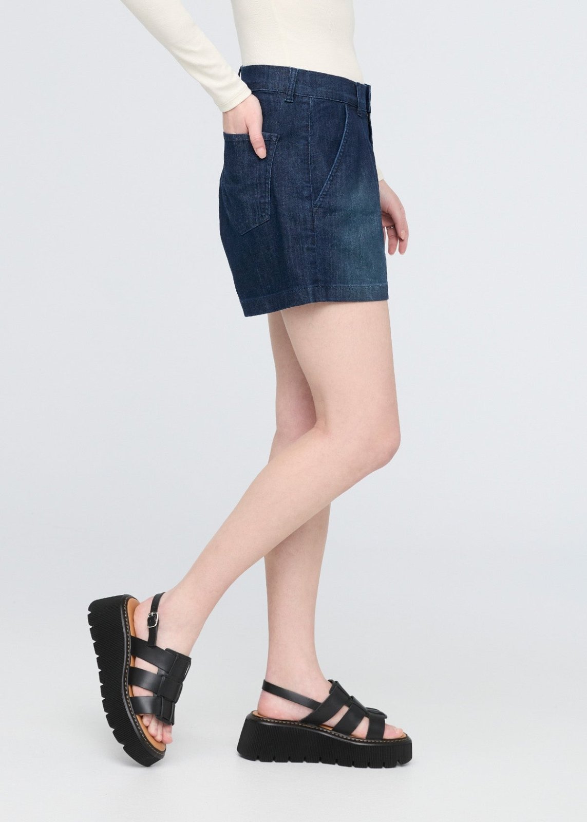 Performance Denim Lite Pleated Short - Modern Rinse